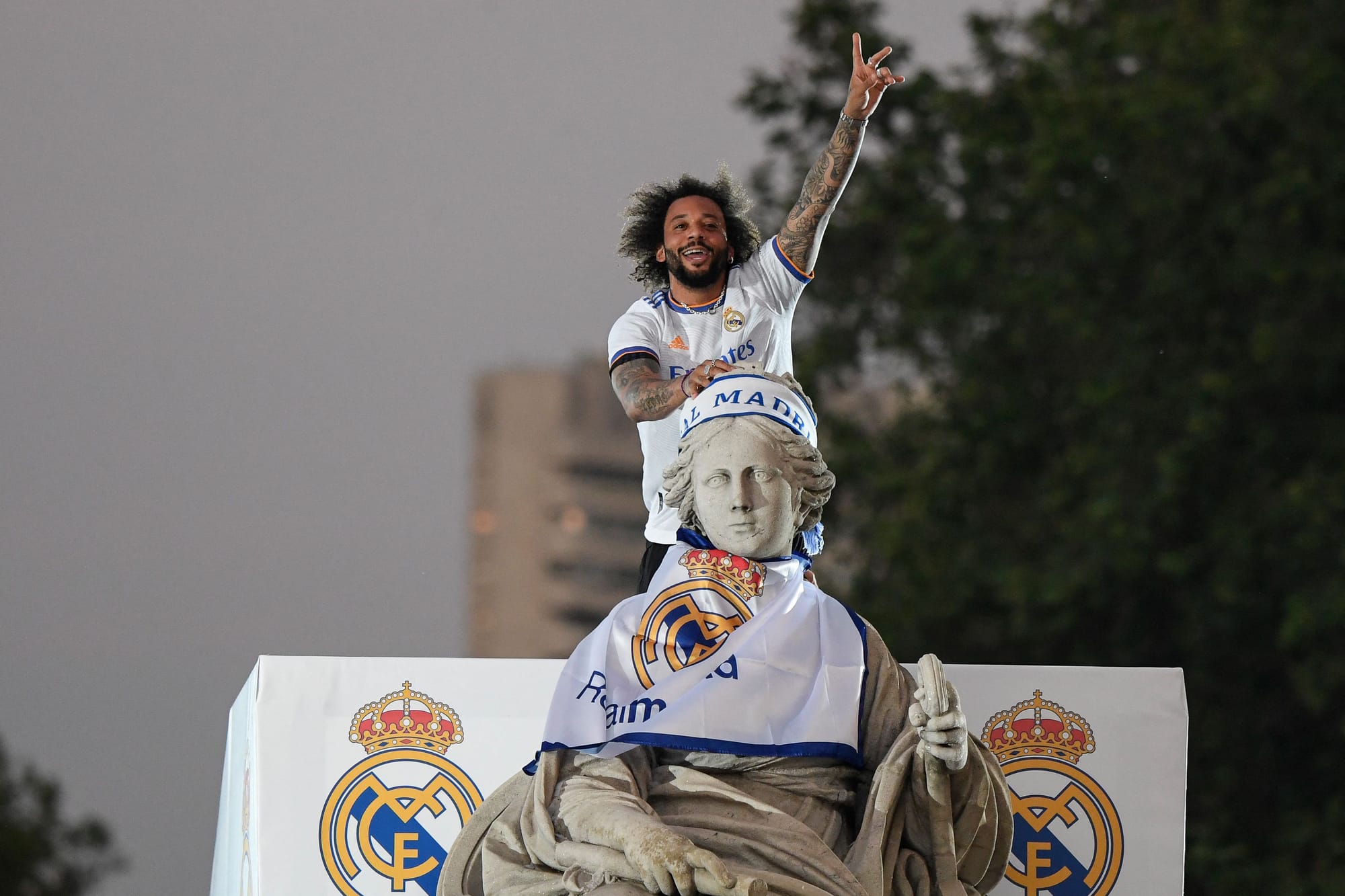 第十二届全国少数民族传统体育运动会召开组委会全体会议暨代表团团长会议.